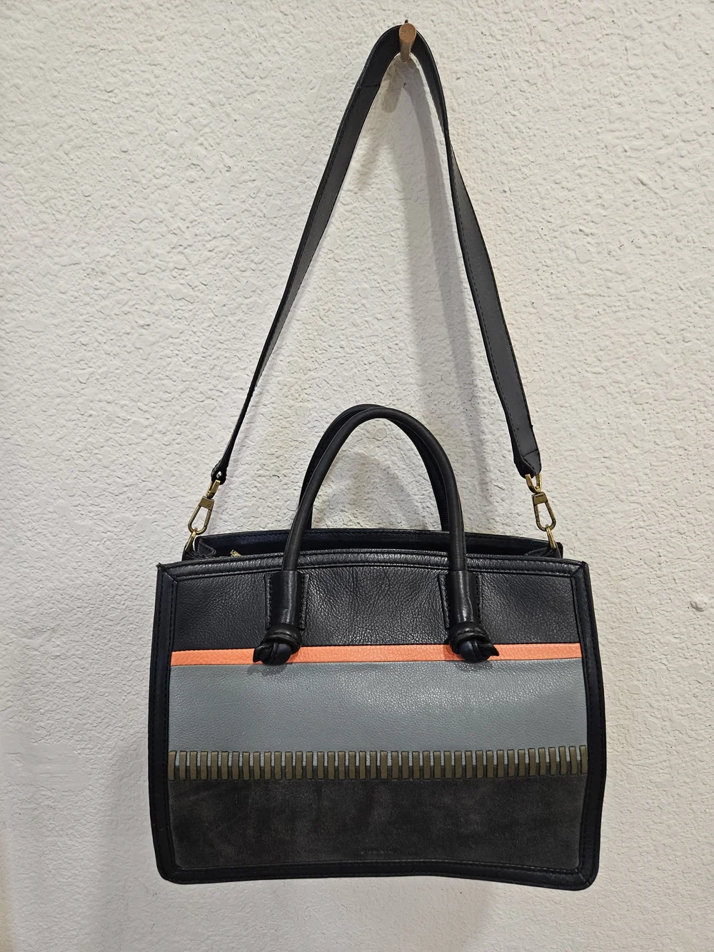 Fossil Skylar Satchel in